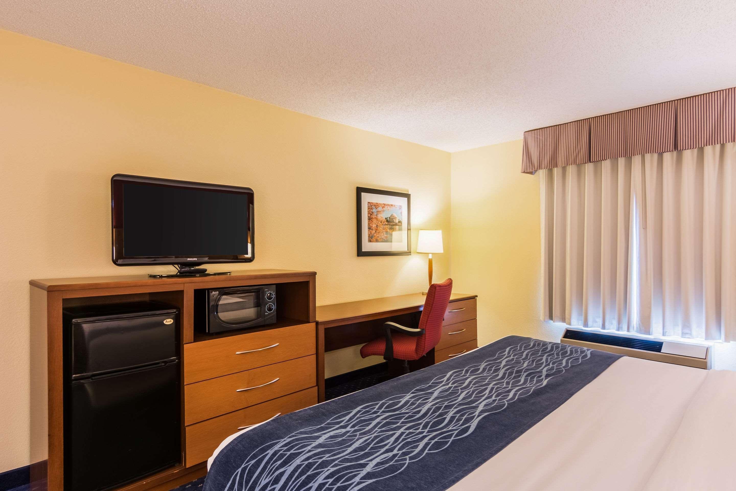 Comfort Inn At Joint Base Andrews Clinton Extérieur photo