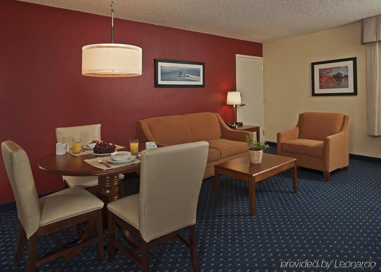 Comfort Inn At Joint Base Andrews Clinton Extérieur photo